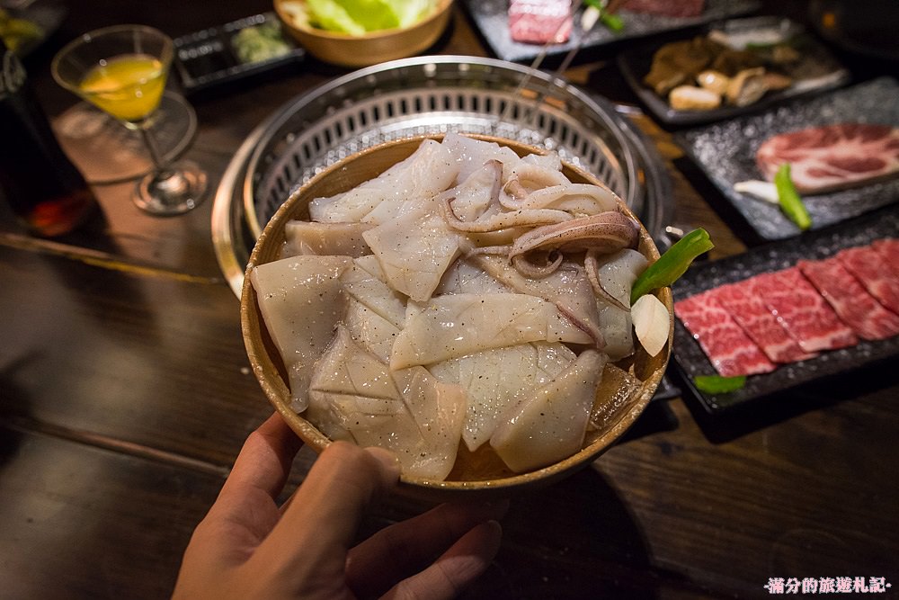 新北新店美食》新店燒烤 好男人燒肉酒食館 消夜居酒屋 精緻炭火燒肉 來燒肉酒食館遇見好男人 - 滿分的旅遊札記