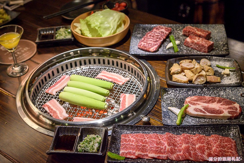 新北新店美食》新店燒烤 好男人燒肉酒食館 消夜居酒屋 精緻炭火燒肉 來燒肉酒食館遇見好男人 - 滿分的旅遊札記