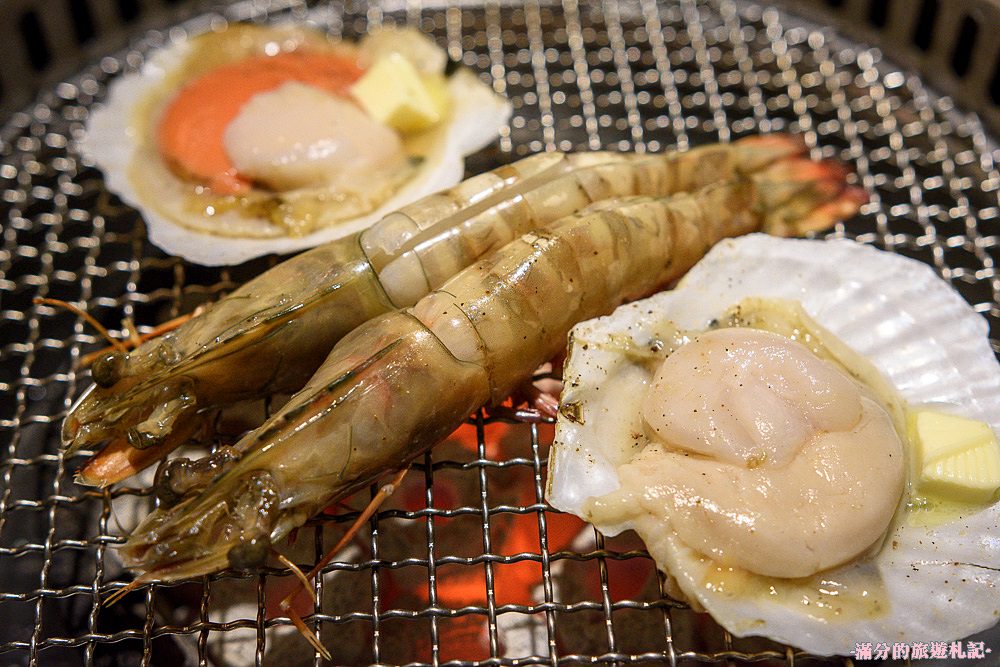 新北新店美食》新店燒烤 好男人燒肉酒食館 消夜居酒屋 精緻炭火燒肉 來燒肉酒食館遇見好男人 - 滿分的旅遊札記