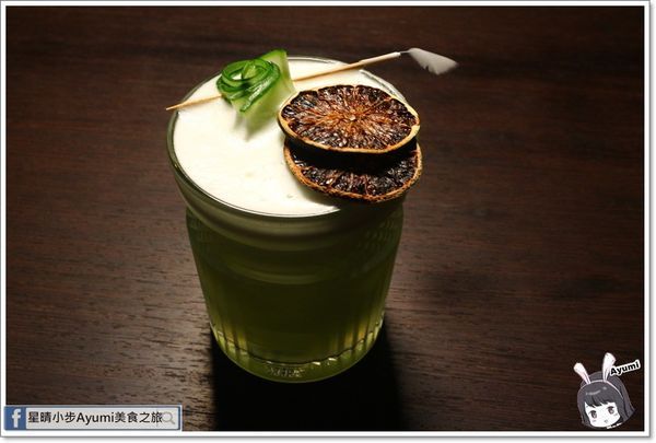 Chinesewhispers 悄悄話餐酒館：[食記]►台北大安區◄Chinese Whispers悄悄話餐酒館／三五好友小酌吃宵夜好去處／來到悄悄話你會愛上這杯／左左右右雞翅佐微辣甜醋醬／蘇格蘭白醬起司焗田螺附手工麵包