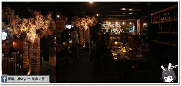 Chinesewhispers 悄悄話餐酒館：[食記]►台北大安區◄Chinese Whispers悄悄話餐酒館／三五好友小酌吃宵夜好去處／來到悄悄話你會愛上這杯／左左右右雞翅佐微辣甜醋醬／蘇格蘭白醬起司焗田螺附手工麵包