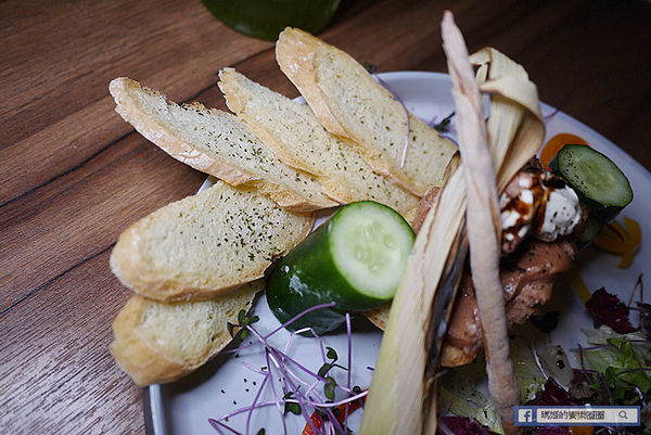 東區餐酒館推薦【悄悄話餐酒館】五星級創意無國界料理/台北東區美食