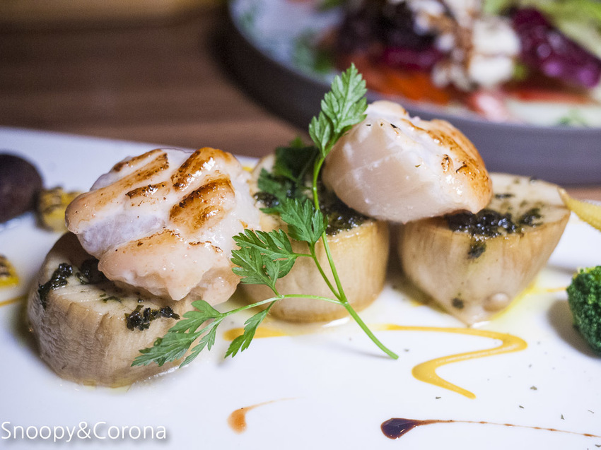 【台北美食】東區餐酒館|Chinese Whispers悄悄話餐酒館~復古工業風格的裝潢、網美最愛浮誇有梗的調酒