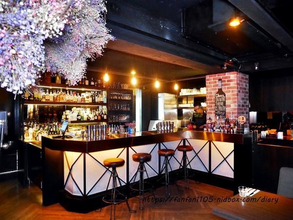 【台北餐酒館】Chinese Whispers悄悄話餐酒館 #浮誇系調酒 #歐陸料理 #餐酒館 #忠孝敦化站 (11).JPG