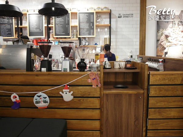 20171203路易莎咖啡 (10).jpg