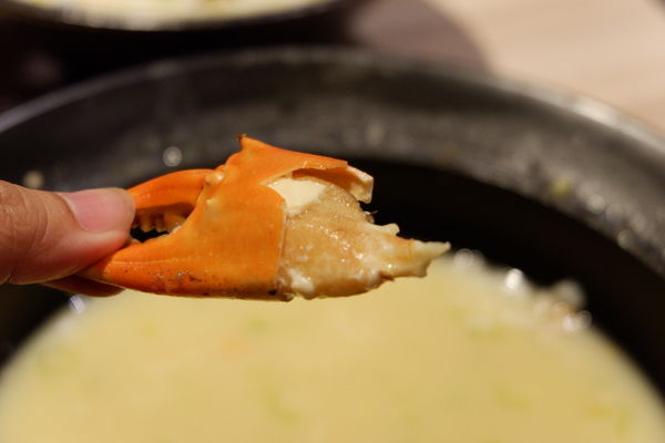 【食記】台中・南屯｜文心路粥堂・每日活體海鮮粥・給你超新鮮現殺現煮的大沙公和紅蟳！還有鮮甜的絲瓜蛤粥