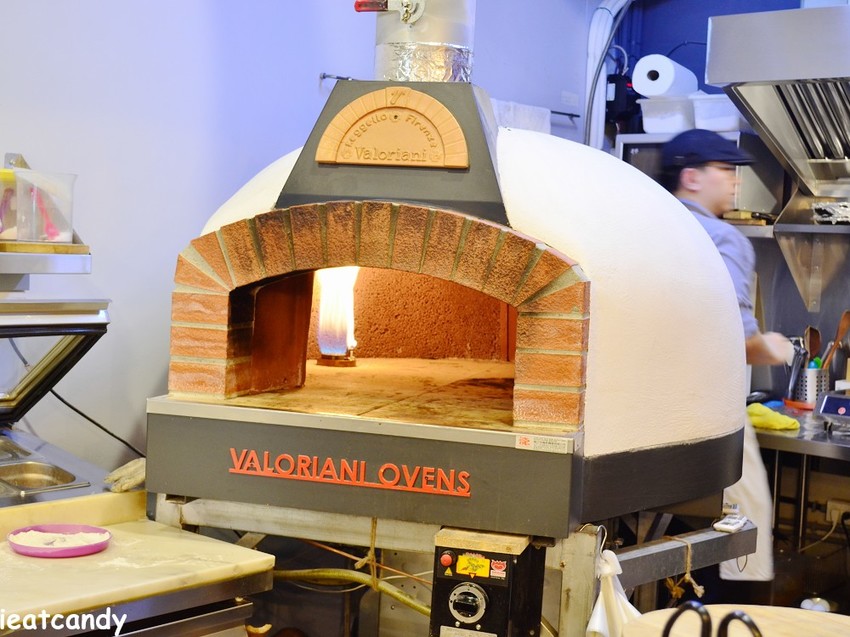 2019天母美食祭_Pizzeria OGGI 歐奇 義大利認證窯烤披薩│四人套餐飽到天靈蓋~ - 愛伊特candy的分享樂園