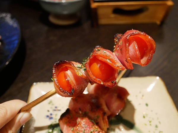 KOKORO串燒:KOKORO【心】居酒屋-台北中山區八條通日式居酒屋 相當多特色手路菜 在別地可是吃不到 一路從晚餐續到消夜