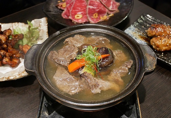 KOKORO串燒:KOKORO【心】居酒屋-台北中山區八條通日式居酒屋 相當多特色手路菜 在別地可是吃不到 一路從晚餐續到消夜