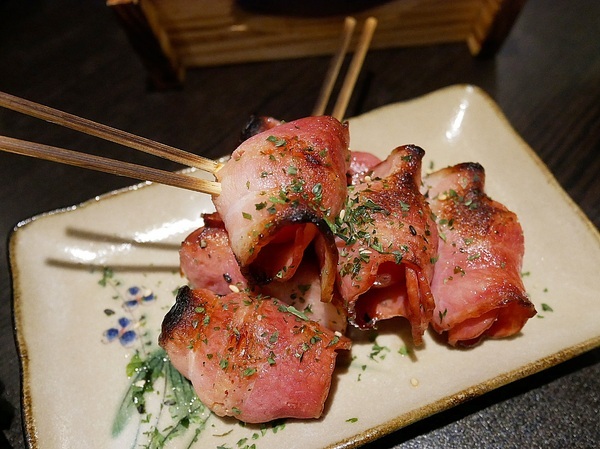 KOKORO串燒:KOKORO【心】居酒屋-台北中山區八條通日式居酒屋 相當多特色手路菜 在別地可是吃不到 一路從晚餐續到消夜