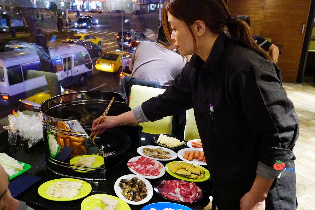 中山區石頭火鍋推薦 黑哥