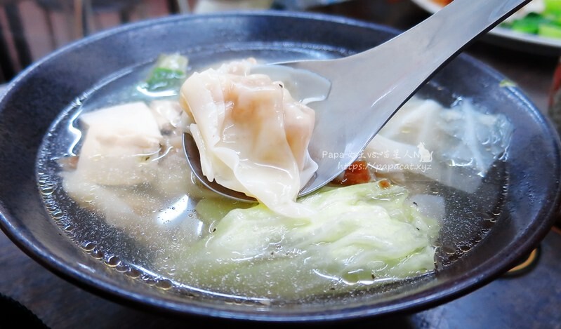 台中｜素食 中美街-福緣素食 吃飽點簡餐非常彭派，蔬菜煎餅很日式是大阪燒，還有關東煮任選款也不錯!