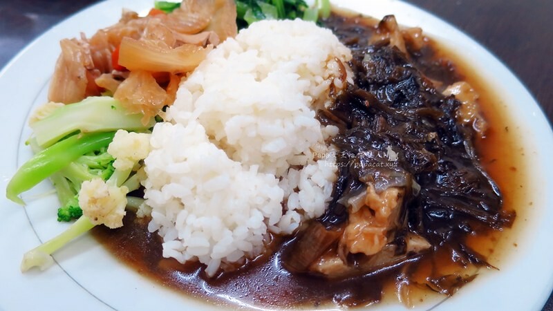 台中｜素食 中美街-福緣素食 吃飽點簡餐非常彭派，蔬菜煎餅很日式是大阪燒，還有關東煮任選款也不錯!