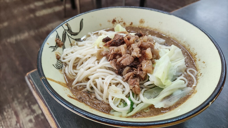 台中｜素食 中美街-福緣素食 吃飽點簡餐非常彭派，蔬菜煎餅很日式是大阪燒，還有關東煮任選款也不錯!