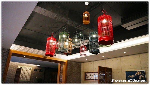 弼園春 私房麵 老菜館:《桃園川菜聚餐》推薦古色古香的『弼園春』私房麵老菜館\剁椒肉醬麵\麻辣臭仙麵\清燉牛肉麵\富貴一品雞湯