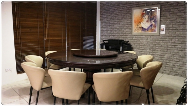 弼園春 私房麵 老菜館:《桃園川菜聚餐》推薦古色古香的『弼園春』私房麵老菜館\剁椒肉醬麵\麻辣臭仙麵\清燉牛肉麵\富貴一品雞湯