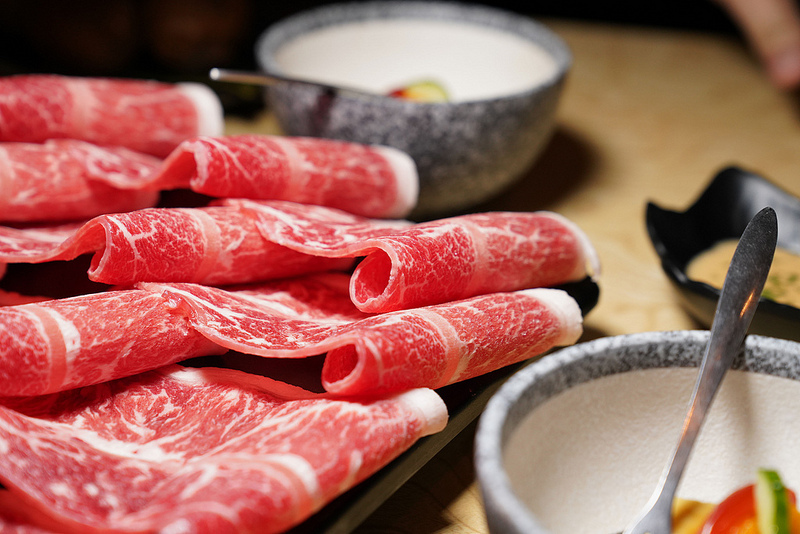 忻殿堂 (13) 忻殿堂 (13)