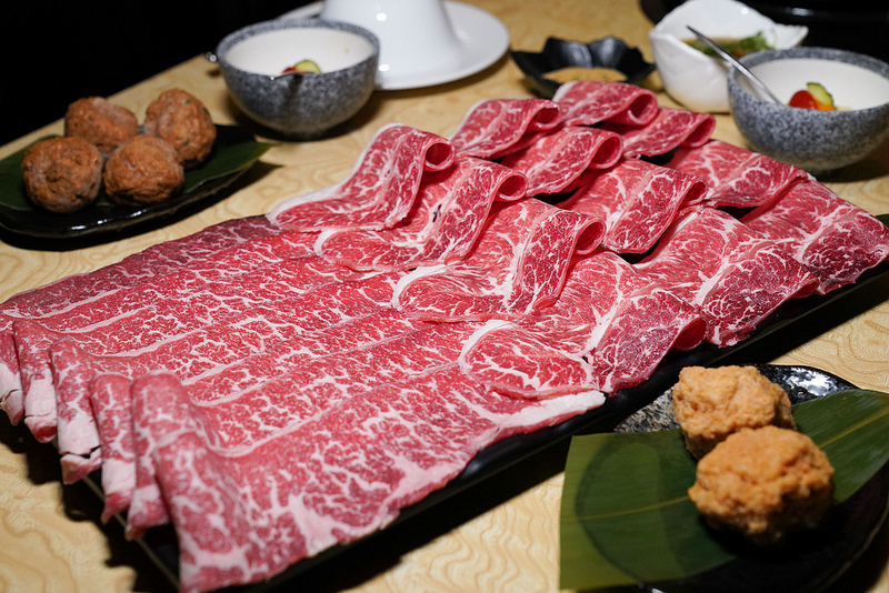 忻殿堂 (12) 忻殿堂 (12)