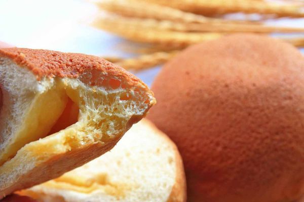 【台北美食】咖啡麵包-香氣逼人、口感澎鬆的美味咖啡麵包