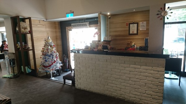 夜坡義大利餐廳(裕誠店)：高雄~夜坡義大利餐廳(裕誠店)~餐點新鮮美味不馬虎~聚餐約會的好地方~