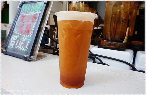 一中街現泡茶：台中北區』一中街現泡茶║茶葉精心挑選，現點現泡散發清新茶香，口味選擇多、新鮮喝得到