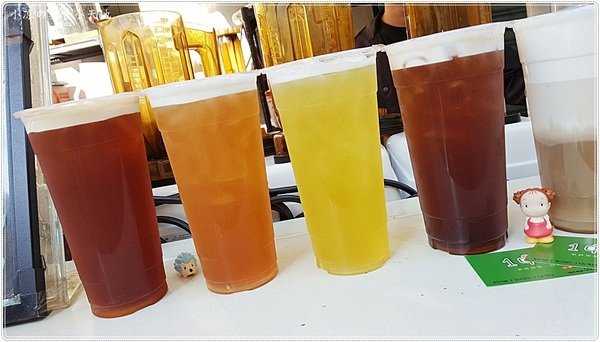 一中街現泡茶：台中北區』一中街現泡茶║茶葉精心挑選，現點現泡散發清新茶香，口味選擇多、新鮮喝得到