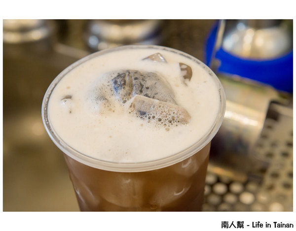 茶水印(永康正強店)：【台南飲料】獨立漩茶沖泡｜添加L-阿拉伯糖｜近台南應用科技大學~茶水印台南正強店