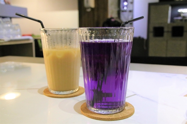 DOUBLE泰：【新莊美食】DOUBLE泰-南洋風味料理，室內裝潢異國美拍場景，捷運輔大站中正路泰式料理