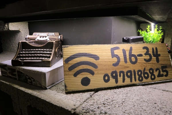 DOUBLE泰：【新莊美食】DOUBLE泰-南洋風味料理，室內裝潢異國美拍場景，捷運輔大站中正路泰式料理