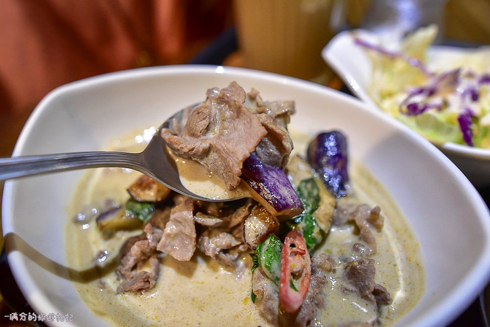 新北新莊美食》Double泰 南洋風味料理 (近輔大捷運站) 創意泰味美食 還有豐富平價的套餐組合唷! - 滿分的旅遊札記