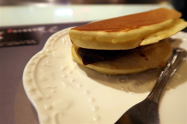 拾捌創意鐵板料理：新店鐵板燒 拾捌創意鐵板料理 現流海鮮鐵板燒(影片) 創意美味兼具 七張捷運站樓上~