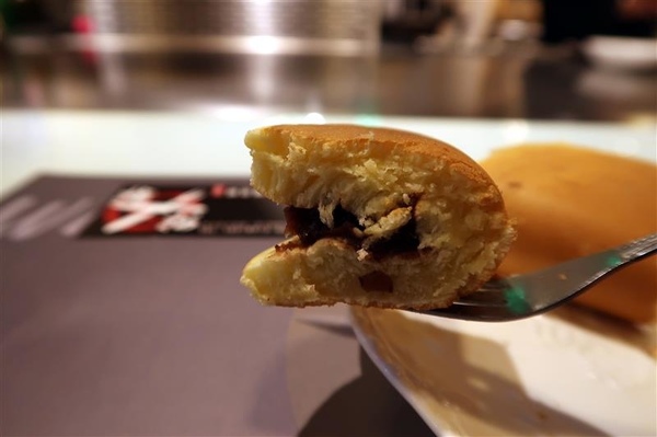 拾捌創意鐵板料理：新店鐵板燒 拾捌創意鐵板料理 現流海鮮鐵板燒(影片) 創意美味兼具 七張捷運站樓上~