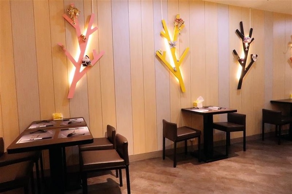 拾捌創意鐵板料理：新店鐵板燒 拾捌創意鐵板料理 現流海鮮鐵板燒(影片) 創意美味兼具 七張捷運站樓上~