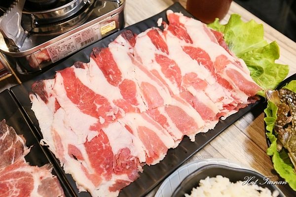 high鍋：【台南美食】成大學區內必吃鍋物！無敵欠拍海鮮鍋，好評登場：High鍋