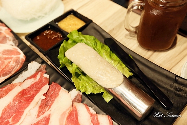 high鍋：【台南美食】成大學區內必吃鍋物！無敵欠拍海鮮鍋，好評登場：High鍋