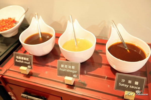 high鍋：【台南美食】成大學區內必吃鍋物！無敵欠拍海鮮鍋，好評登場：High鍋