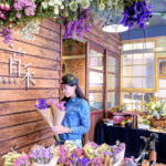 Light Beam Coffee Roasters：台中| LIGHTBEAM COFFEE ROASTERS · 陽光灑落玻璃窗，點杯咖啡曬生活