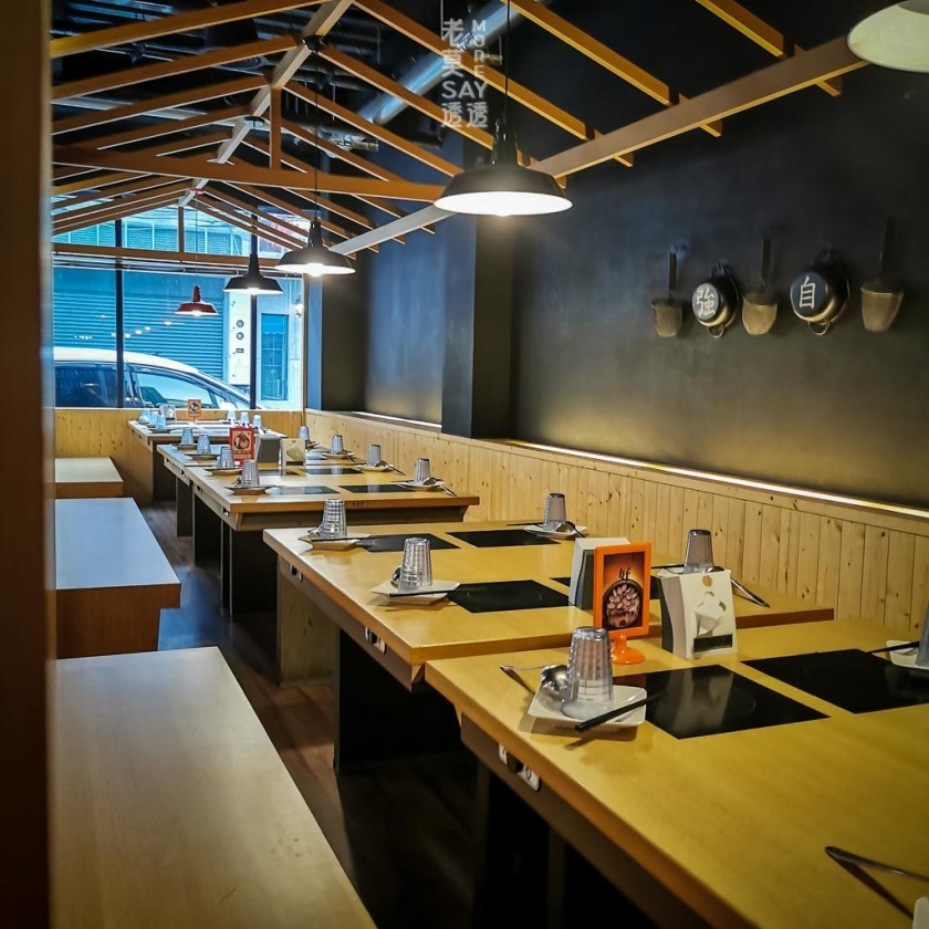 [台中火鍋]霧峰區鍋裡。鍋物,4步驟點你要吃的鍋物,寬細麵條現做DIY