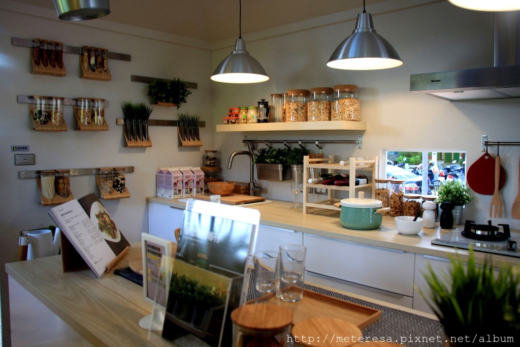 IMG_2356.JPG IMG_2356.JPG