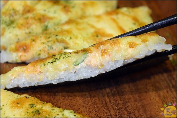 桀壽司(新光店)：台中隱藏版貨櫃屋日本料理。桀壽司新光店。藏身新光三越與大遠百間。丼飯壽司比美食街好吃數倍@商妮吃喝遊樂