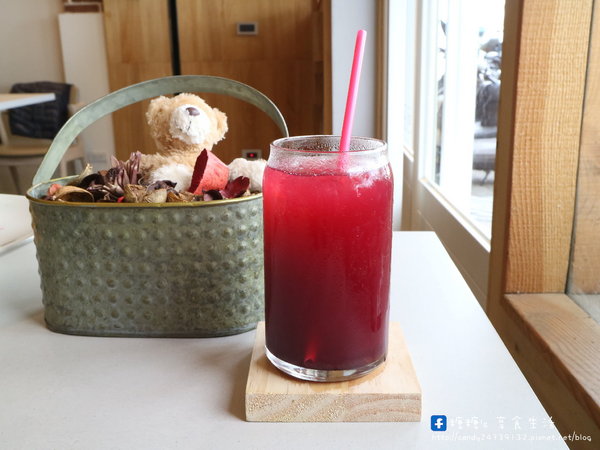 PisAi彼斯艾料理:〖台中│美食〗PisAi彼斯艾料理 ❤ 北屯區友善親子餐廳推薦!!用餐環境寬敞舒適,餐點好吃料又實在!!團體、家庭聚餐/下午茶/節日慶祝的好所在~