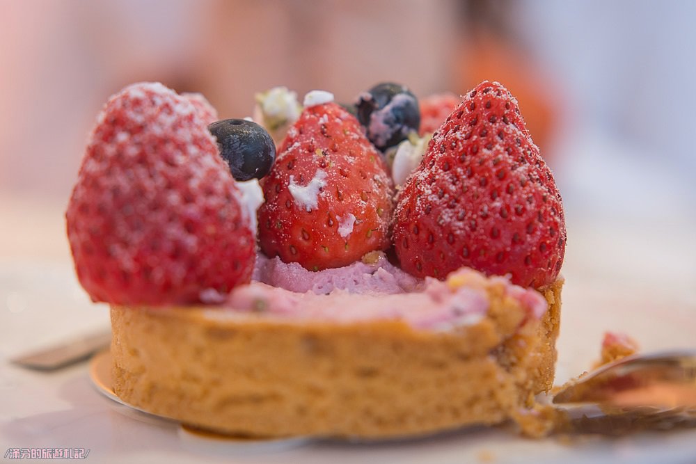 雲林斗六下午茶》Immense 恬恬 粉紅蛋糕城堡驚艷登場 敲療癒的法式甜點舖 少女們又要尖叫啦! - 滿分的旅遊札記