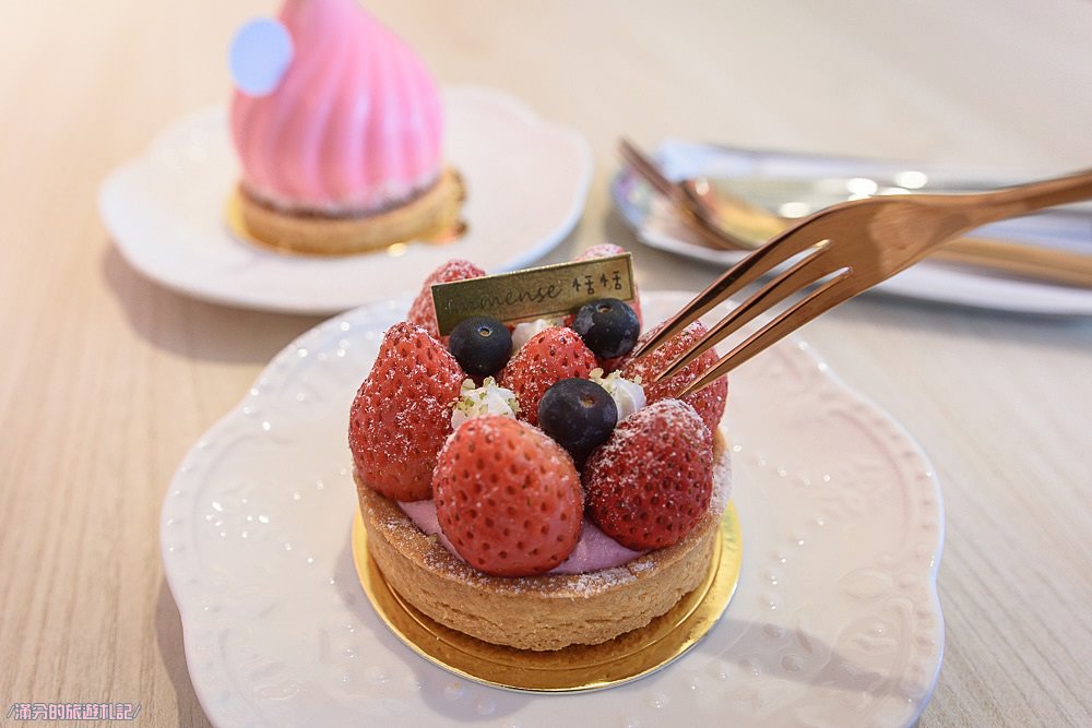 雲林斗六下午茶》Immense 恬恬 粉紅蛋糕城堡驚艷登場 敲療癒的法式甜點舖 少女們又要尖叫啦! - 滿分的旅遊札記