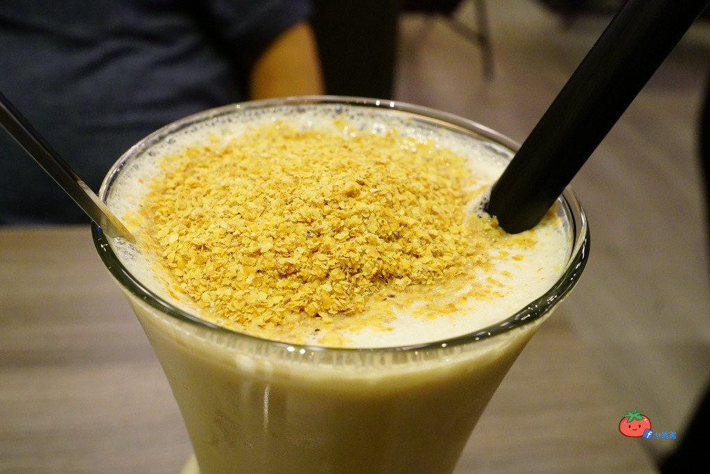 中和 茶自點複合式 打牌聊天上網