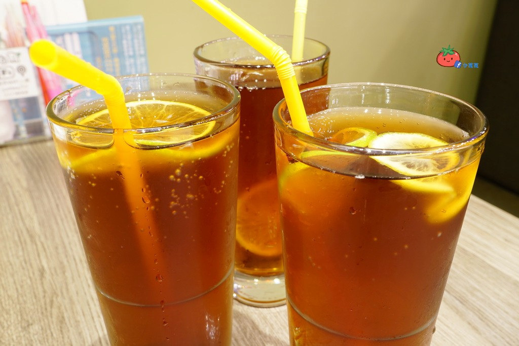 中和 茶自點複合式 打牌聊天上網