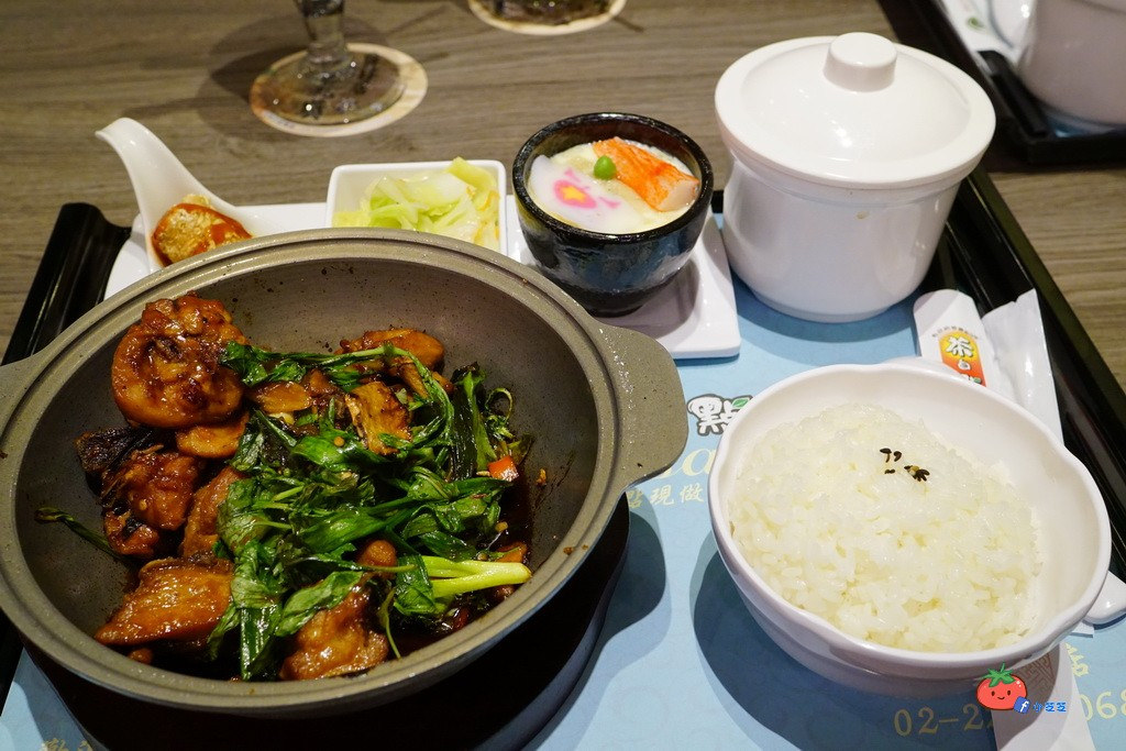 中和 茶自點複合式 打牌聊天上網