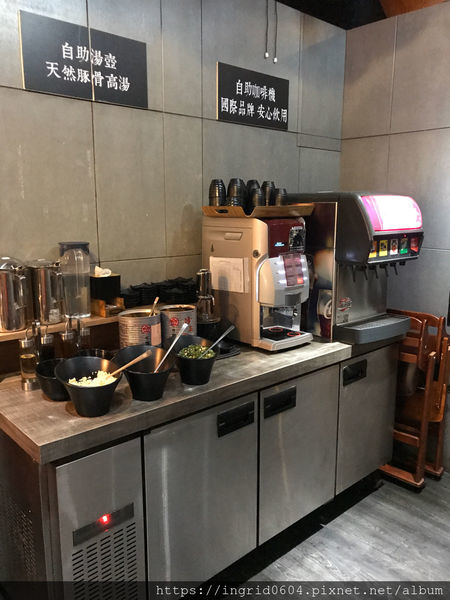 平價就能吃到港口尚青海鮮 肉控們完全不罪惡的肉食天堂！基隆美食 廟口市區激推的「煮火鍋」