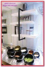 沸騰涮涮鍋（中和）：中和火鍋．超巨大肉盤加上鮮美海物令人吃爽爽──沸騰涮涮鍋