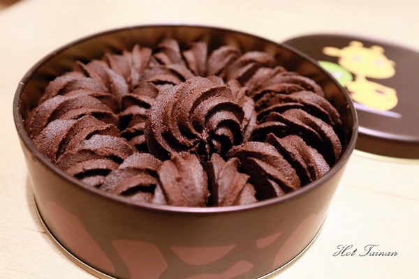 短腿阿鹿餅乾(逢甲店):【台中美食】逢甲商圈必買伴手禮!全台獨家可可亞風味曲奇餅:短腿阿鹿餅乾