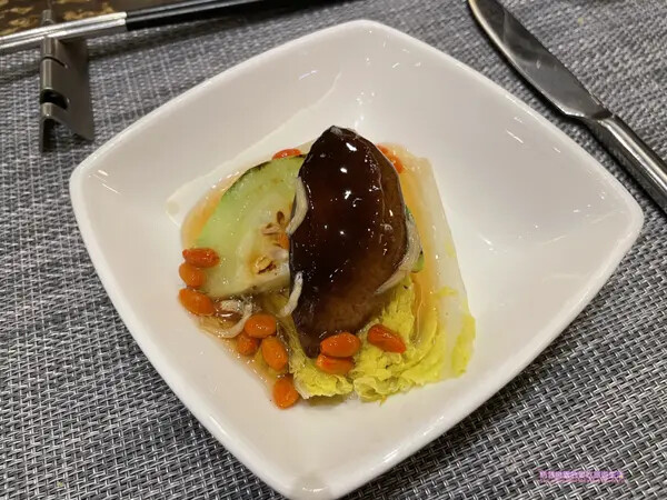 [台北松山區]明水然無菜單鐵板燒 慶城店  六月才能傳相簿已